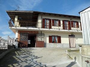 Castagnole delle Lanze Reference: 2672
